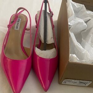 Steve Madden Fuchsia Patent Slingback Heels